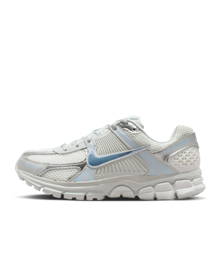 W+NIKE+ZOOM+VOMERO+5.png